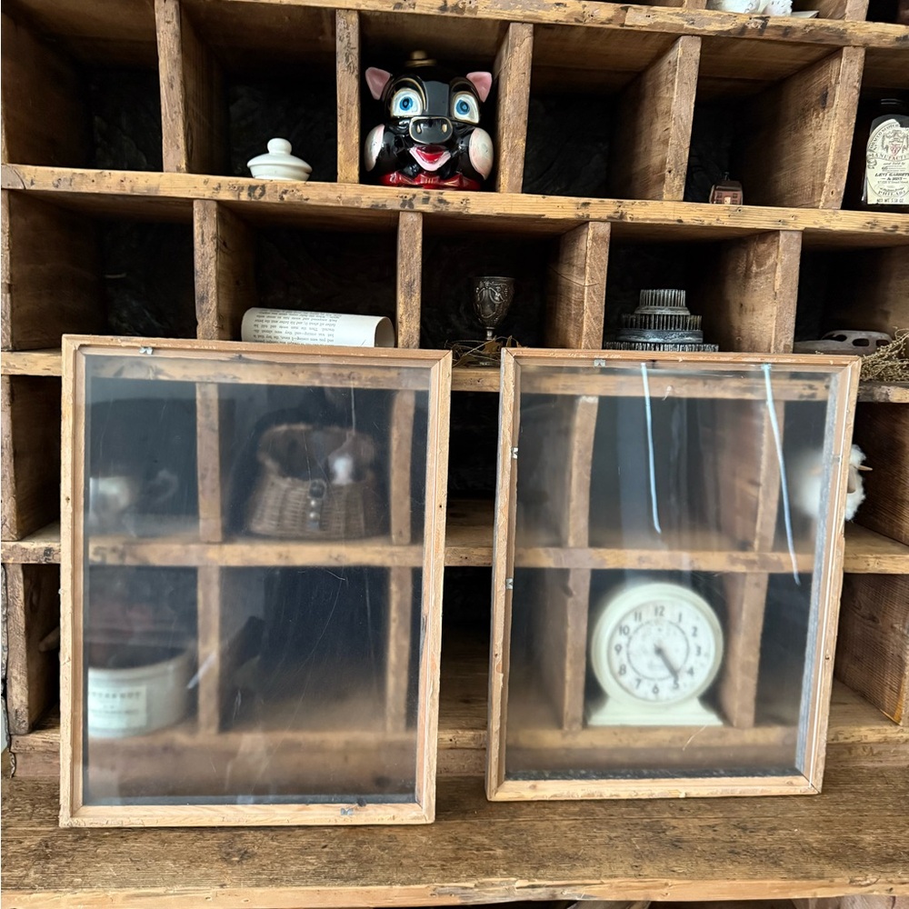 (2) Rustic Farmhouse Frames With Plexiglass